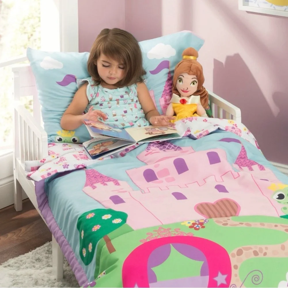 New 🌟Princess Storyland- 4 Piece Toddler Bedding Set